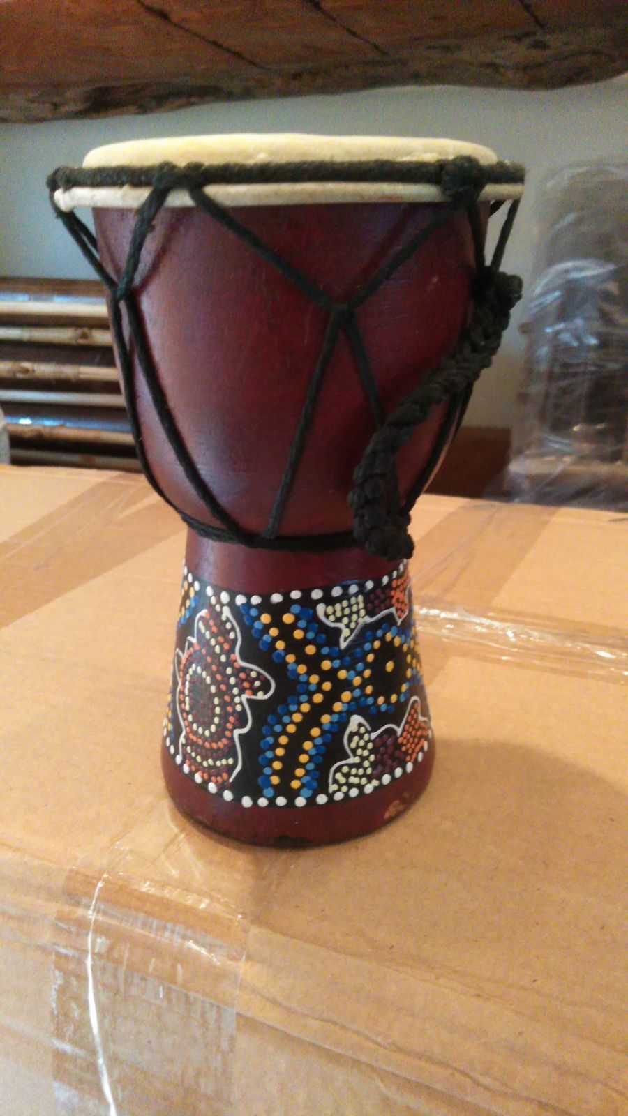 新品未使用　木彫りラスタジャンベ　収納リュック付き太鼓　音楽　バリ島ジャンベ楽器 木彫りラスタジャンベ 収納リュック付き太鼓 音楽 バリ島