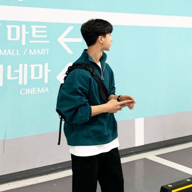 秋冬 コーデ メンズ  服 シンプル ファッション オシャレ 大人 かっこいい 大きいサイズ ストリート 紳士服  ハーフ ジップ スウェットシャツ スタンドカラー プルオーバー トップス ジャケ