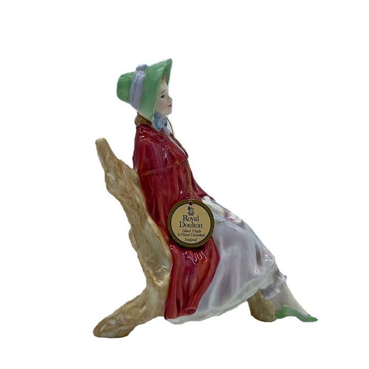 Royal Doulton ロイヤルドルトン フィギュリン HN2741 置物