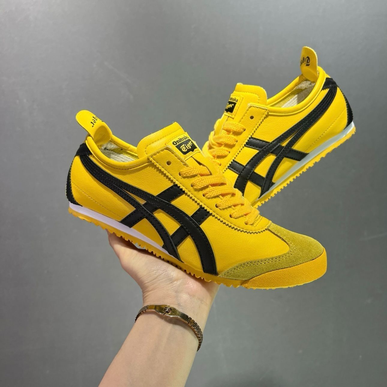 新品未使用 オニツカタイガー メキシコ 66 イエロー ブラック キル・ビル Kill Bill レディース メンズ スニーカー Onitsuka  Tiger MEXICO 66 YELLOW/BLACK - メルカリ