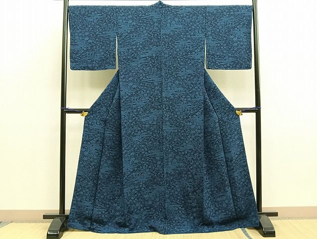 平和屋着物□上質な小紋 型染め 御所解花文 鬼しぼ縮緬 逸品 BAAJ3834me - メルカリ