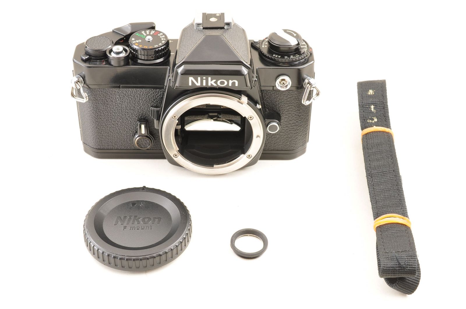 Nikon FE ブラック ボディ Focusing Screen Type E フィルム一眼レフ ニコン 4180