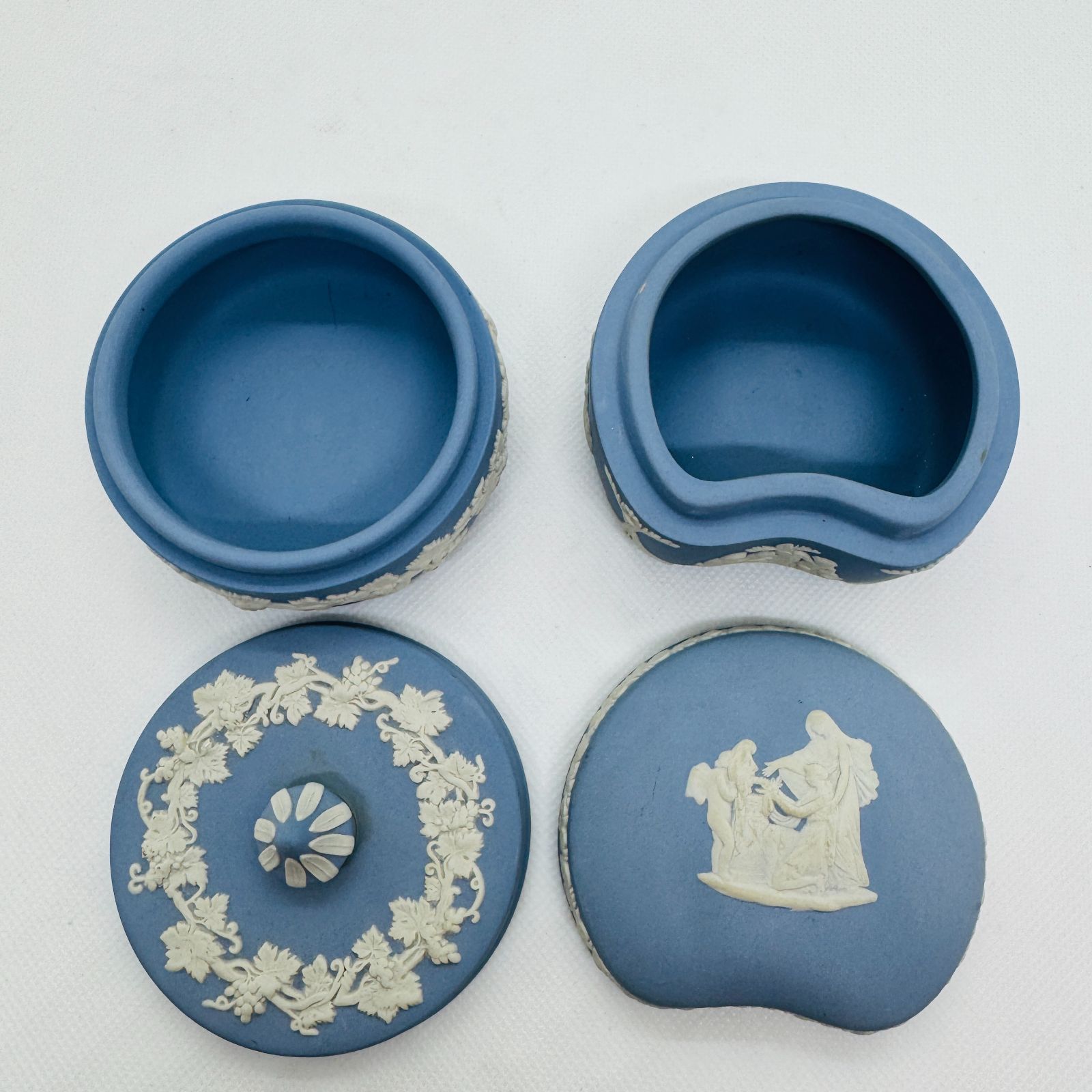 ヴィンテージ　 ジャスパー　ネイビー　蓋付き小物入れ S【ヴィンテージ】WEDGWOOD ウェッジウッド ジャスパー ブルー