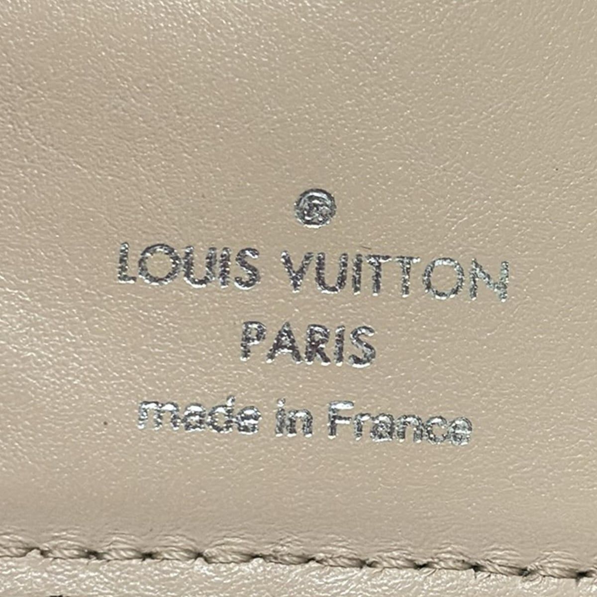 LOUIS VUITTON(ルイヴィトン) 2つ折り財布 マヒナ ポルトフォイユ  