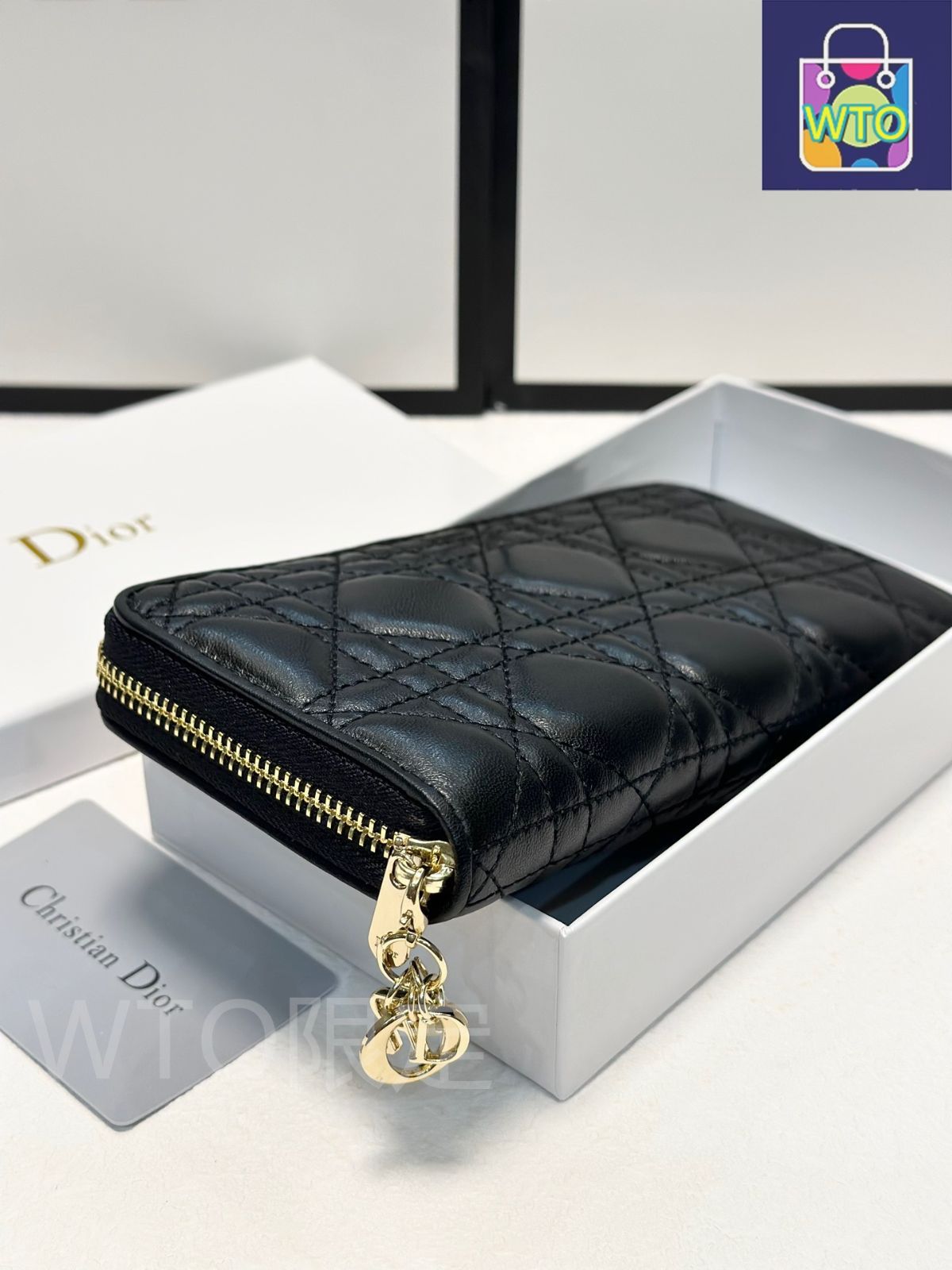 【格安・新品】総額15,000円以上★Dior★まとめ売り！おまけ付き 今日特価】DIOR バッグと財布等の魅力的なアイテム！送料無料で