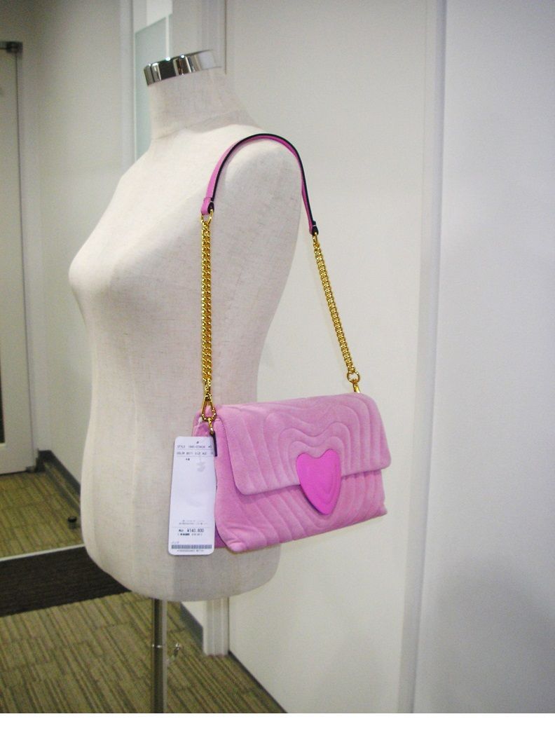 じいなじいな様専用※美品【新品・B品】ESCADA（エスカーダ