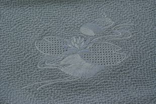 女性用 正絹ちりめん刺繍入