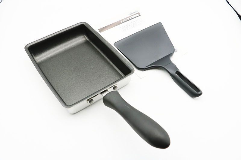 タッパーウェア エッグパン（スクレーパー付き） 【公式通販】