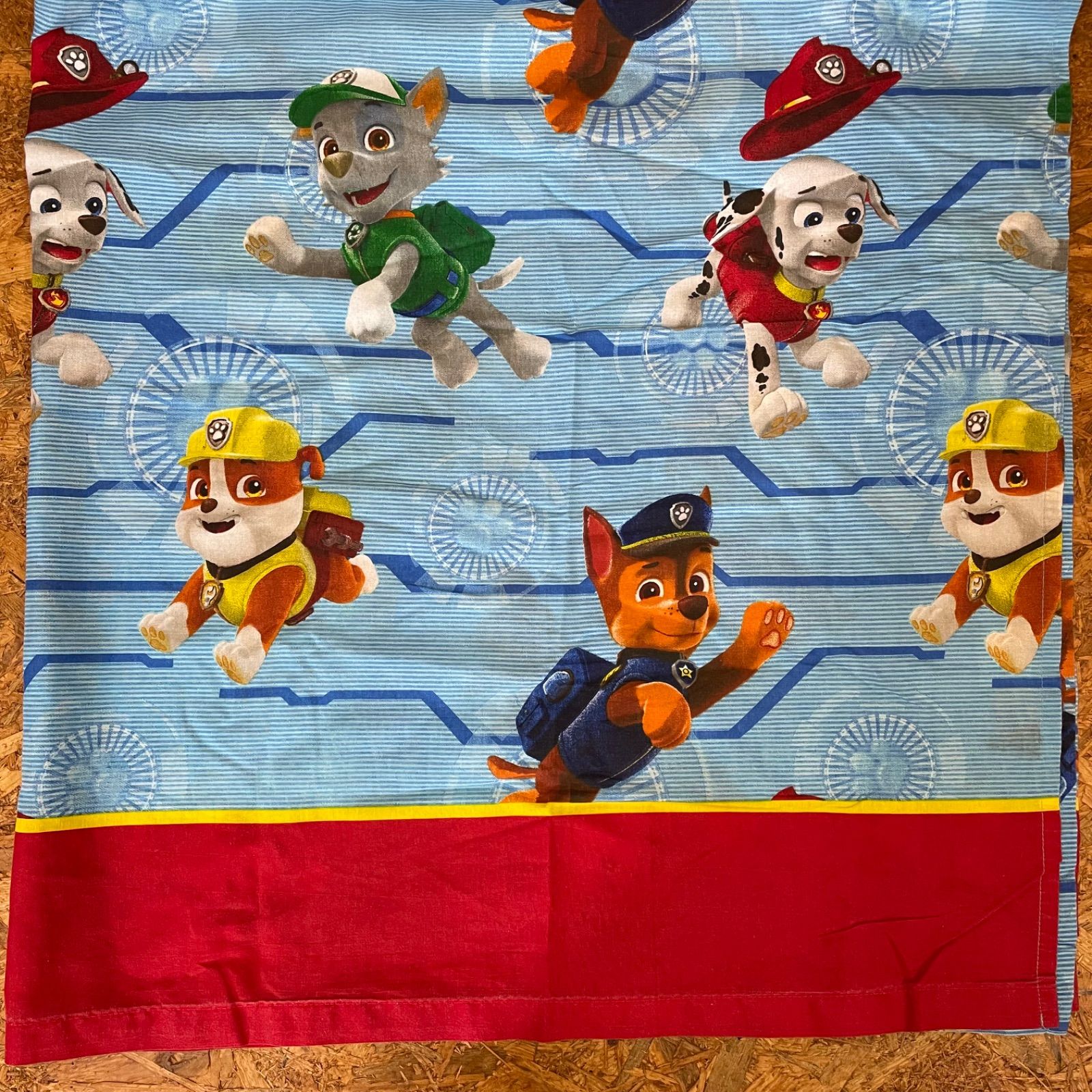 PAW PATROL フラットシーツ ベッドシーツ 布団カバー パウパトロール 海外 USA ファブリック 布 生地 ハンドメイド 素材 材料