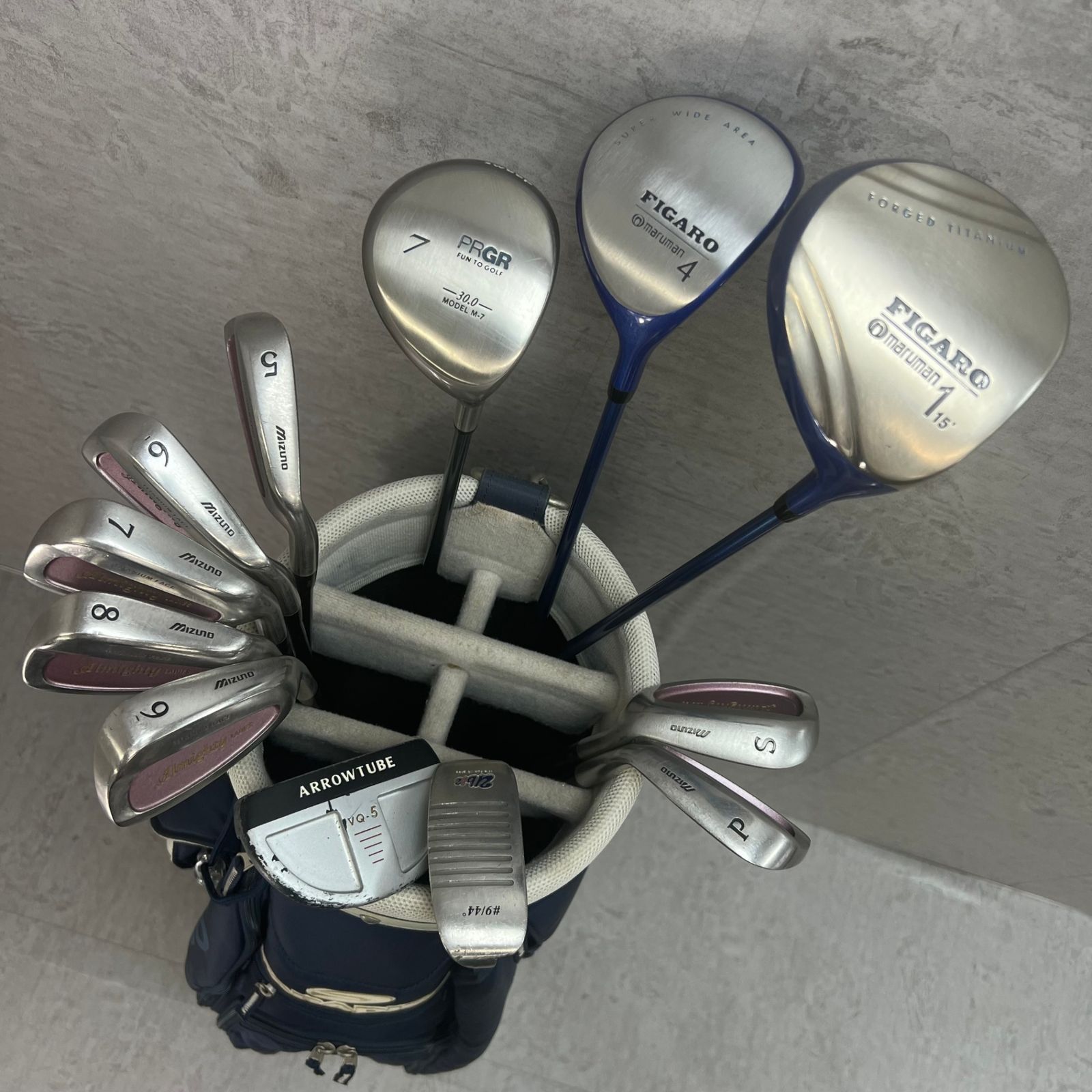 MIZUNO