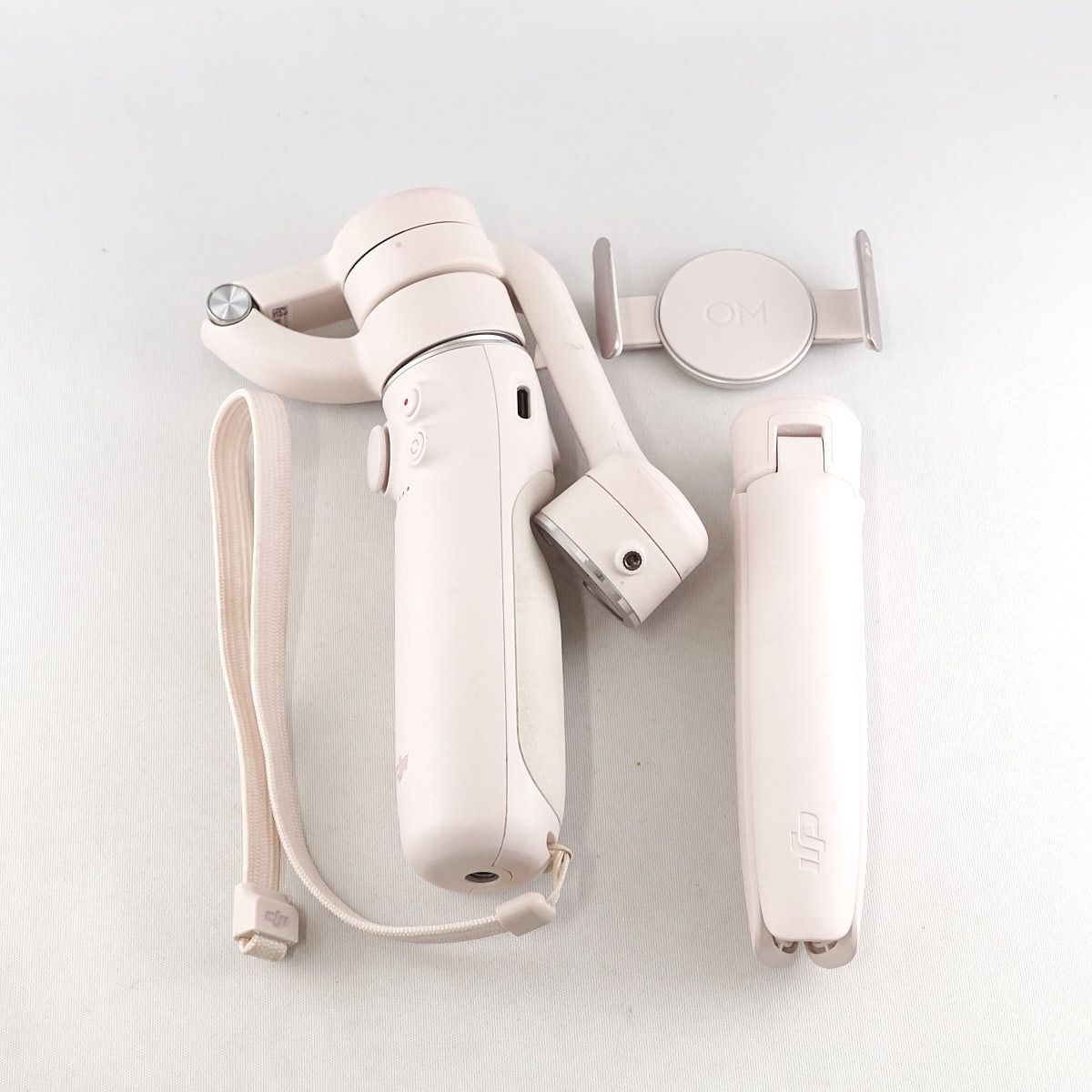 DJI OM5 スマートフォン用ジンバル USED品 本体+三脚+磁器クランプ