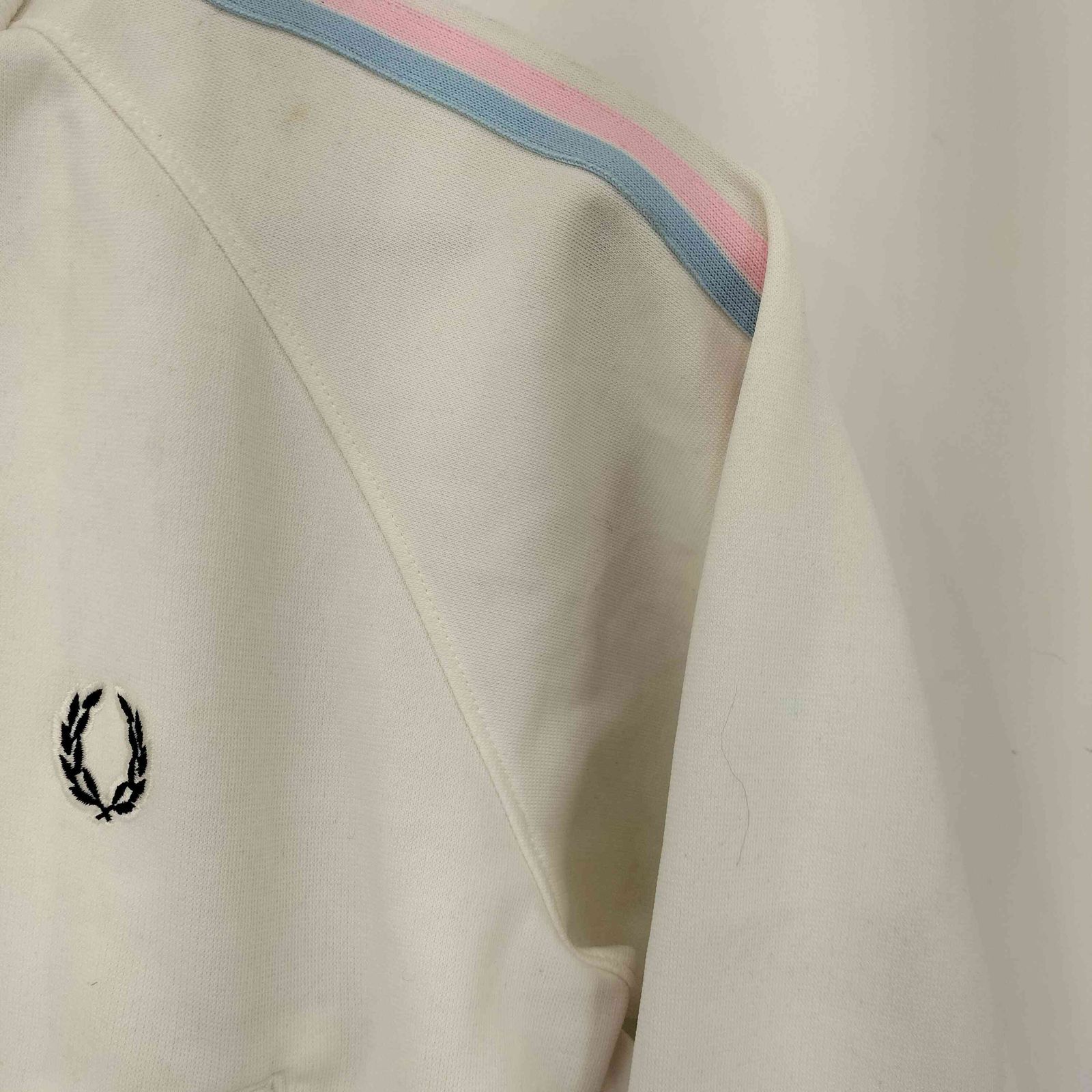 人気】FRED PERRY フレッドペリー トラックジャケット ツインテープ ユニセックス 月桂樹ロゴ 刺繍ロゴ バイカラー  J1321｜Yahoo!フリマ（旧PayPayフリマ）