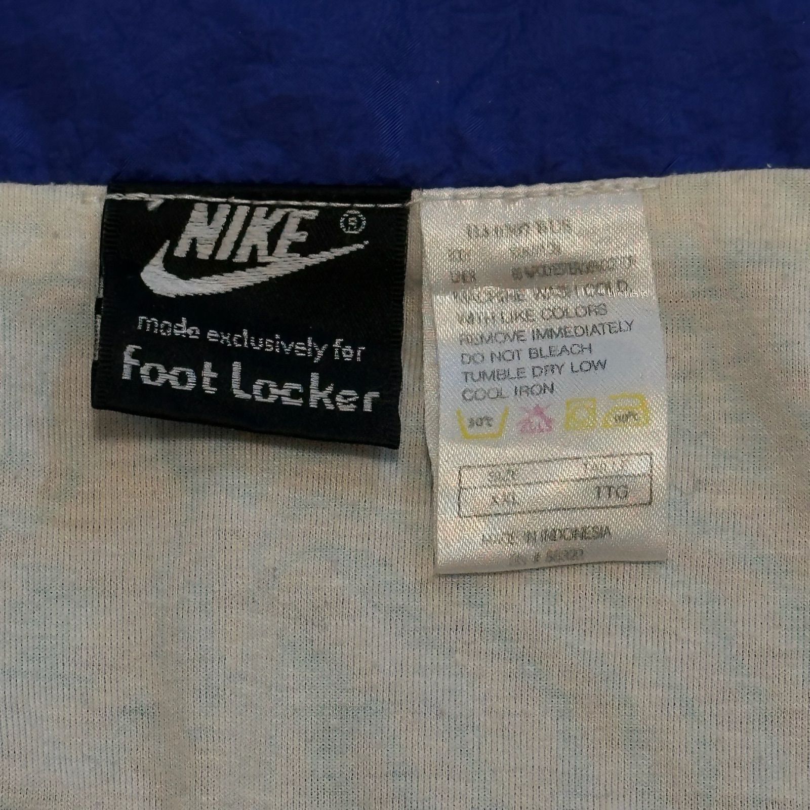 激レア！！【NIKE ナイキ】Foot Locker 別注ナイロンジャケット - メルカリ