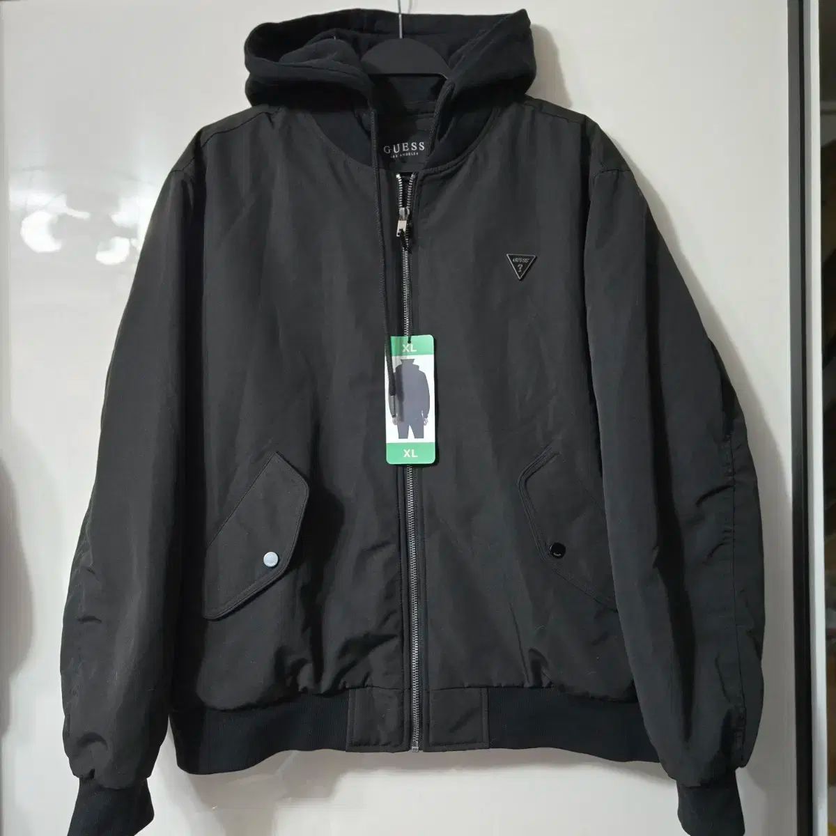 GUESS(ゲス) メンズ フード ボンバー ジャケット 105 サイズ 新品