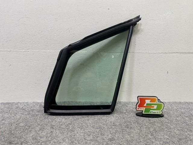 オーラ&frasl;AURA FE13&frasl;FSNE13 純正 前左 Aピラーガラス 43R-00014 日産(144053)