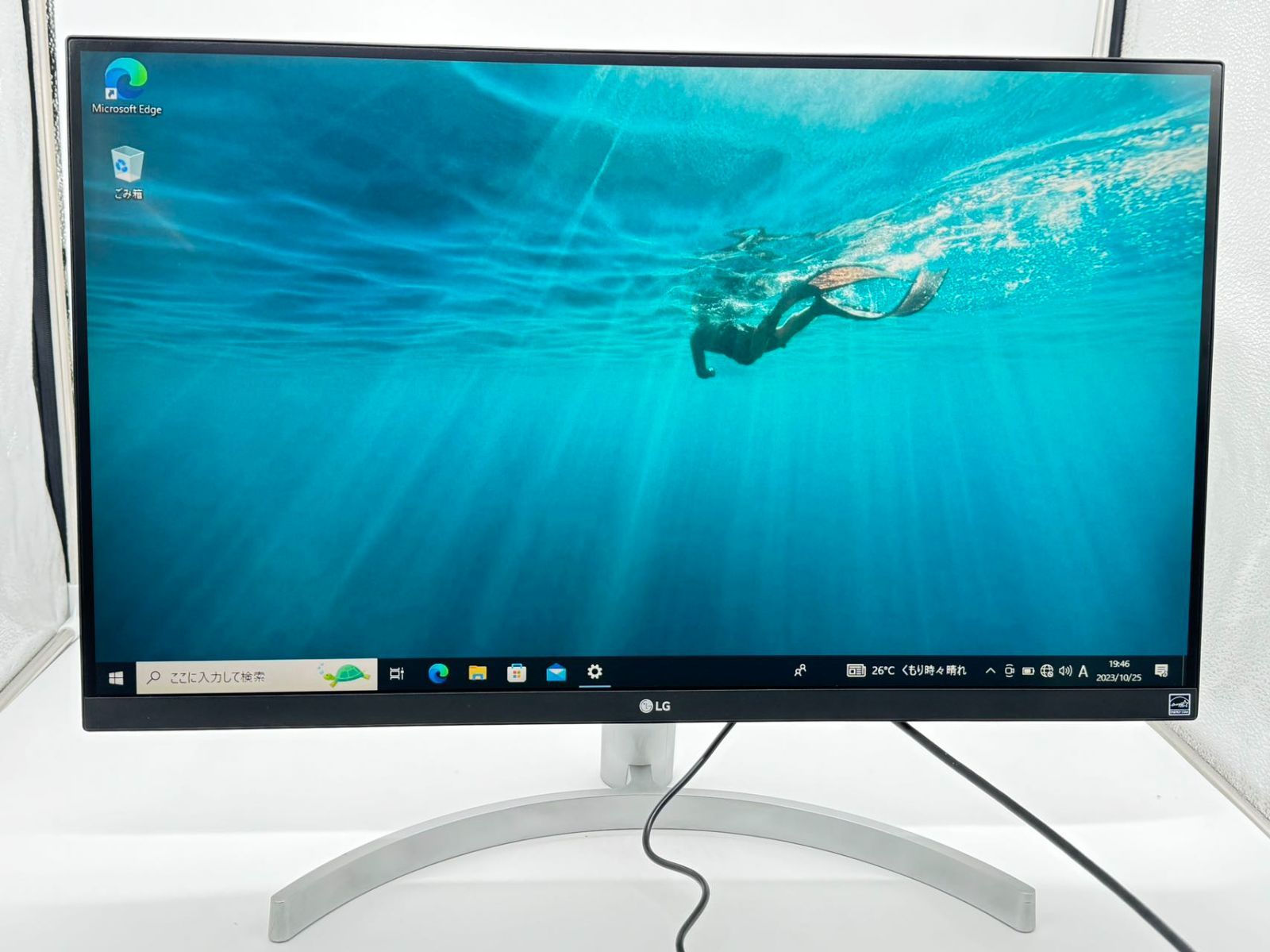 LG 27インチ液晶モニター 27UL600-W 4K対応ディスプレイ - メルカリ