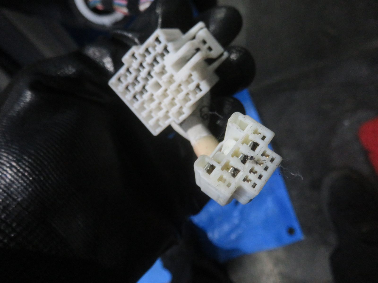 SFC2492 スバル SJ5 SJG フォレスター 純正 左フロントドア 左前ドア PWスイッチ 内張り付 左側 助手席側 FFCRYSTALESIA_COM