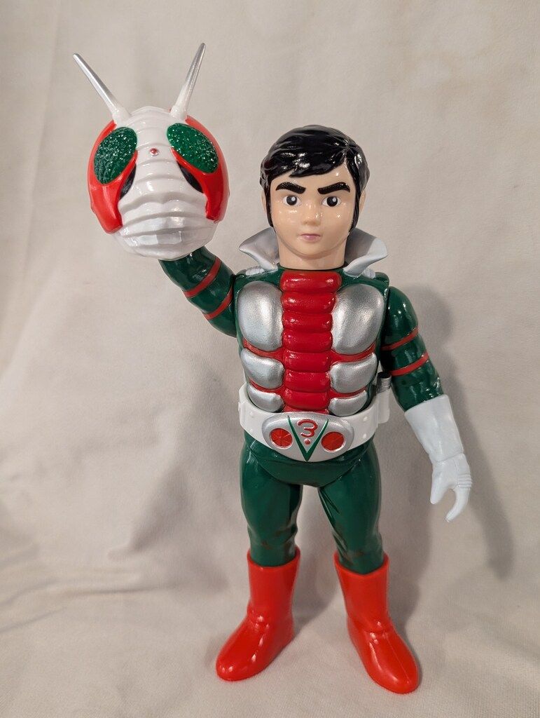 ★メディコム　東映レトロソフビ　仮面ライダーV3（ビニールマフラー版）新品！★ Amazon.co.jp: 東映レトロソフビコレクション 仮面ライダーV3