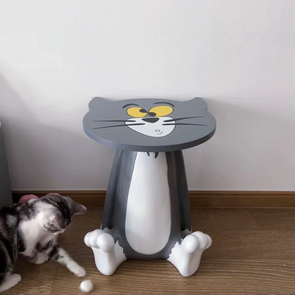 新品最安値! トムとジェリー TOM and JERRY トム サイドテーブル 新品
