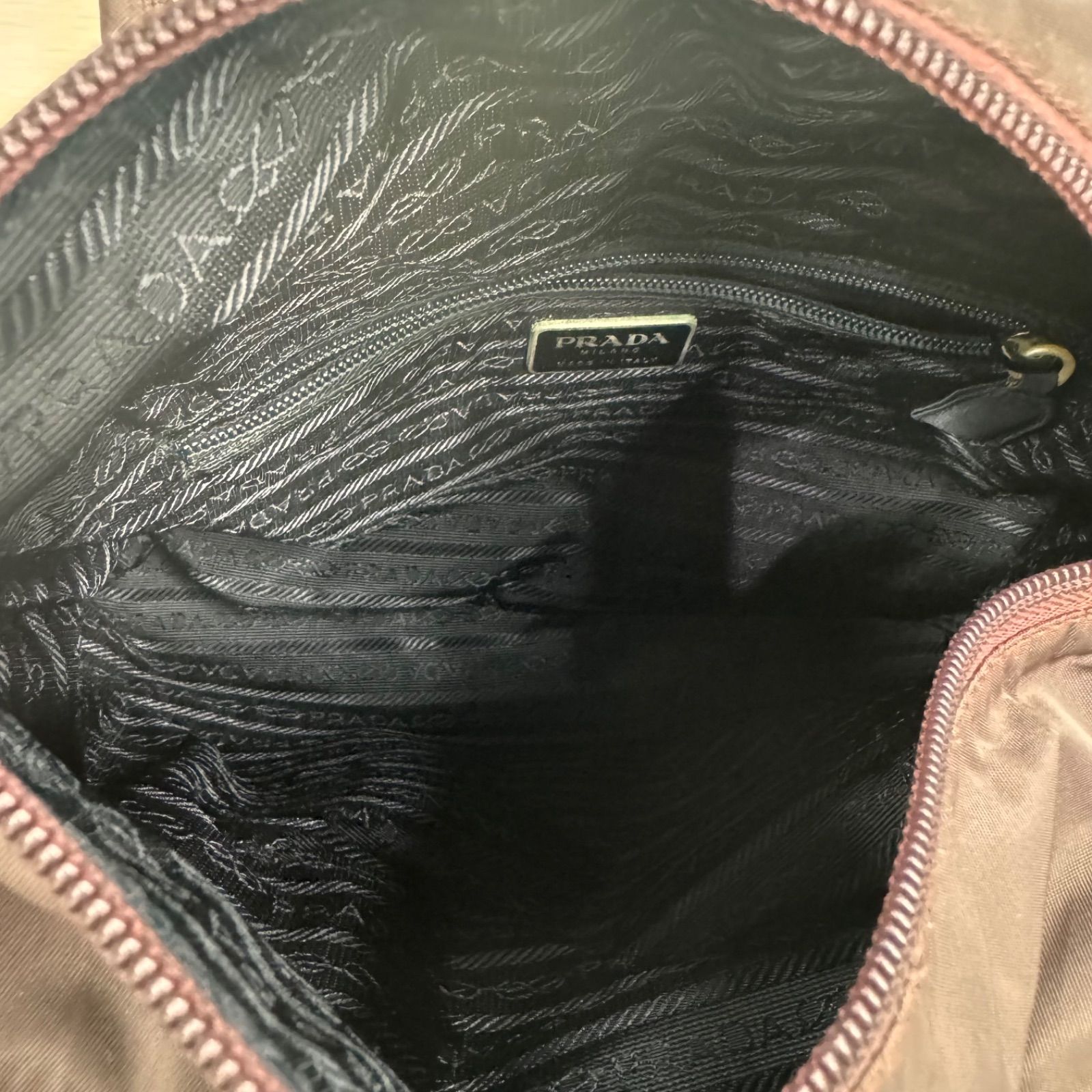 PRADA プラダ 三角ロゴ ナイロン ハンドバッグ ブラウン 白タグ有 PRADA プラダ 三角ロゴ ナイロン ハンドバッグ ブラウン 白タグ