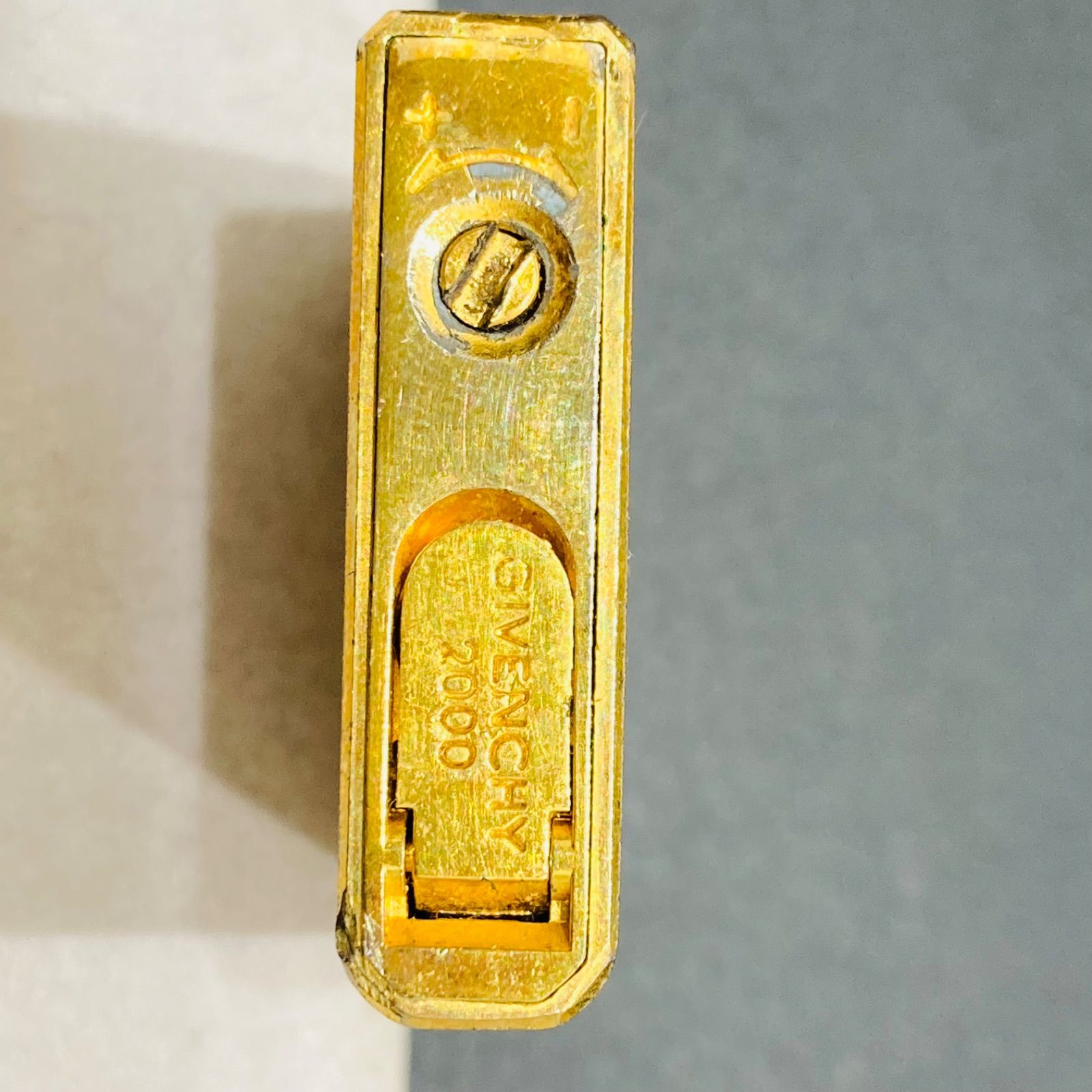 Givenchy 2000ガスライター本体 シルバー/ゴールド ビンテージ