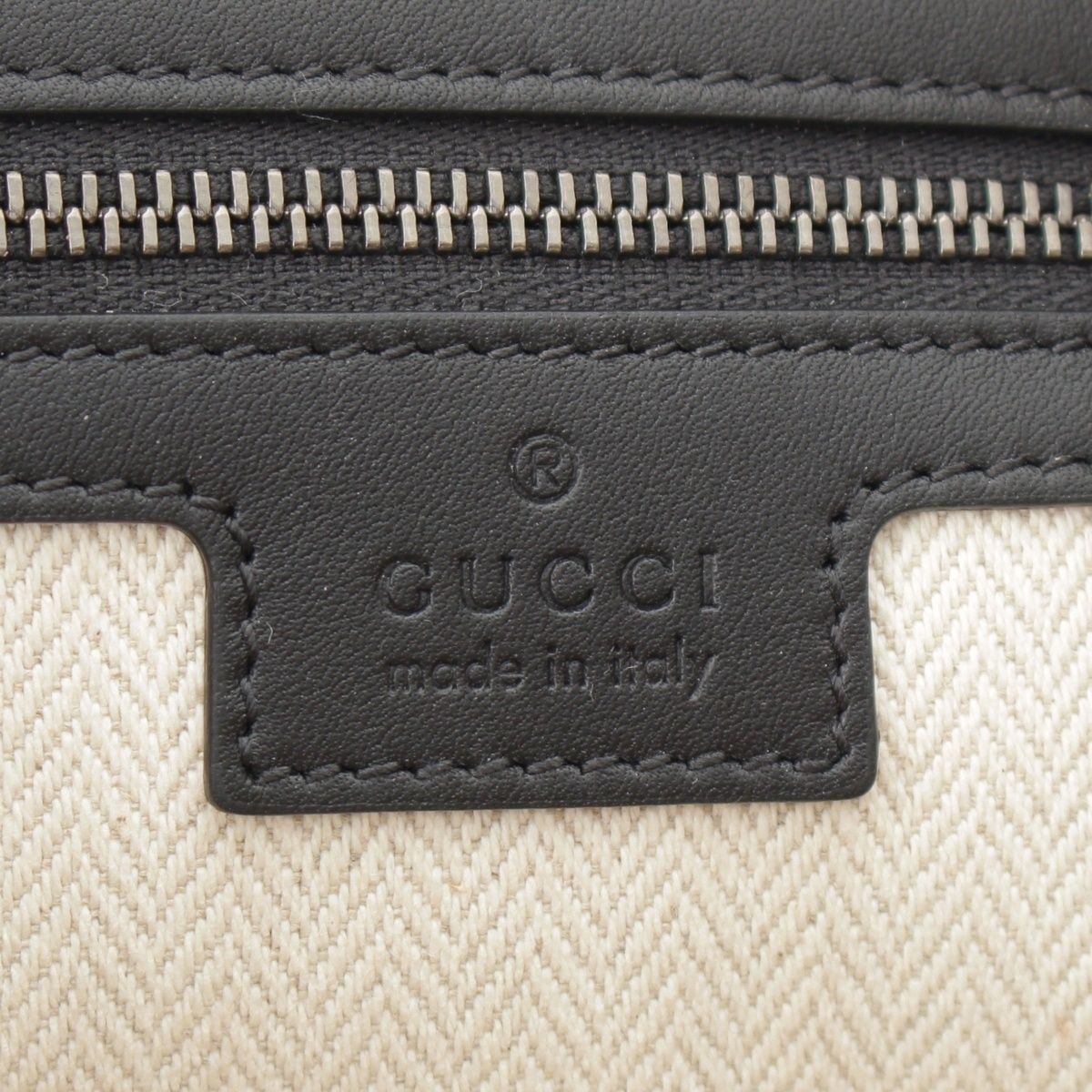 ボディバッグ 821155