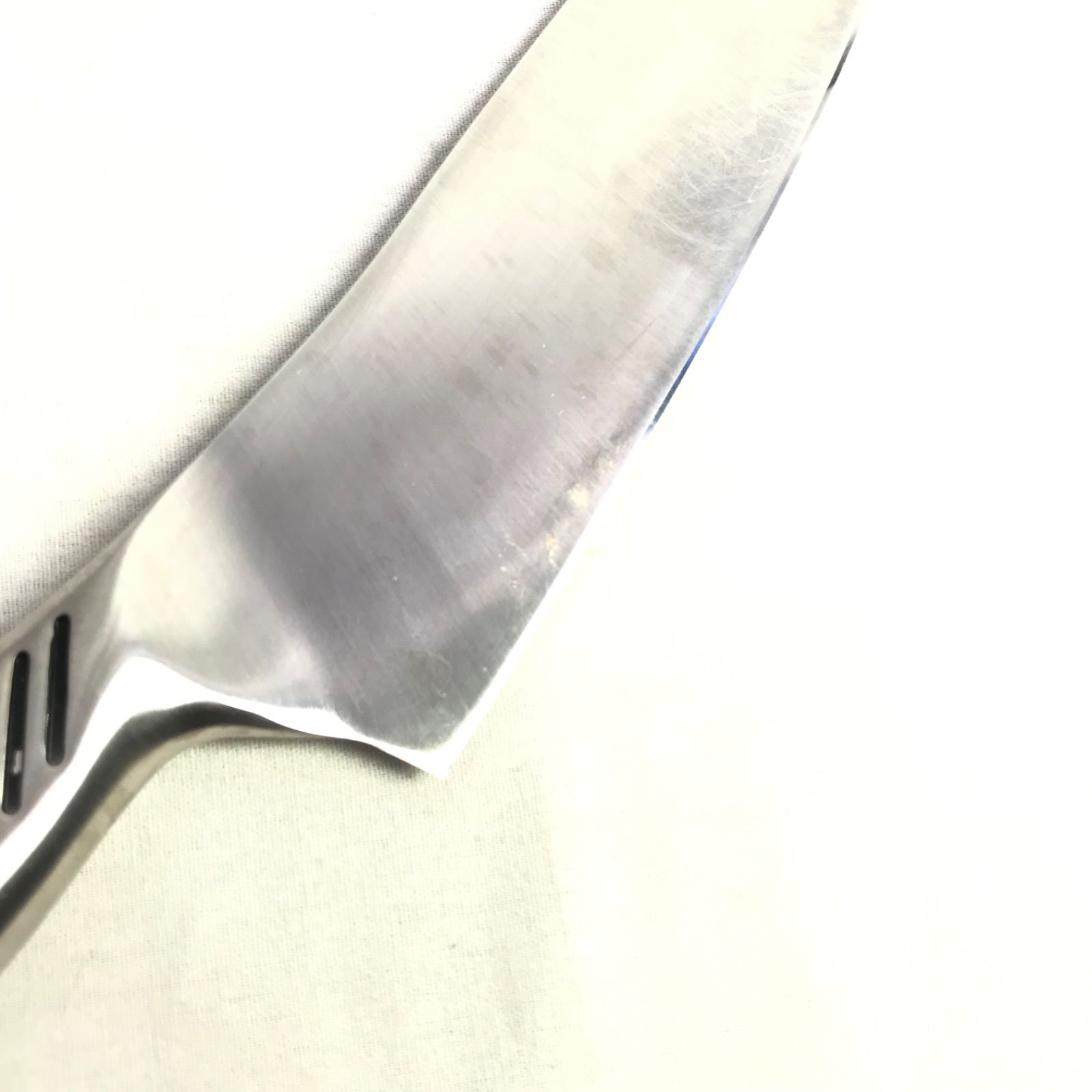 ZWILLING J.A HENCKELS ヘンケルス 包丁 TWIN FIN 30848-180 ZWILLING J.A HENCKELS ヘンケルス 包丁 TWIN FIN 30848-180