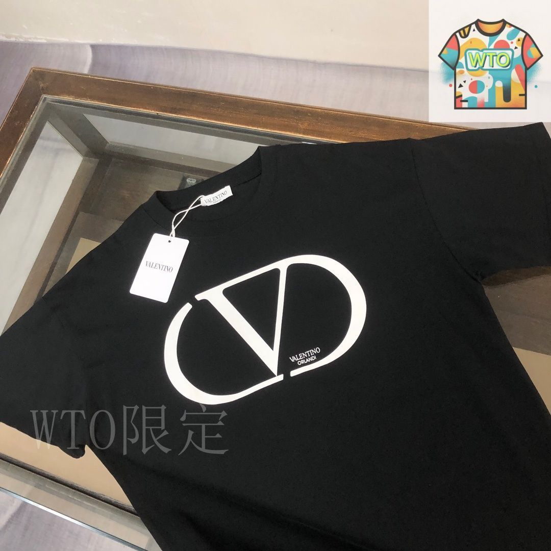 今日特価】VALENTINO 25SS T シャツ-3 - メルカリ