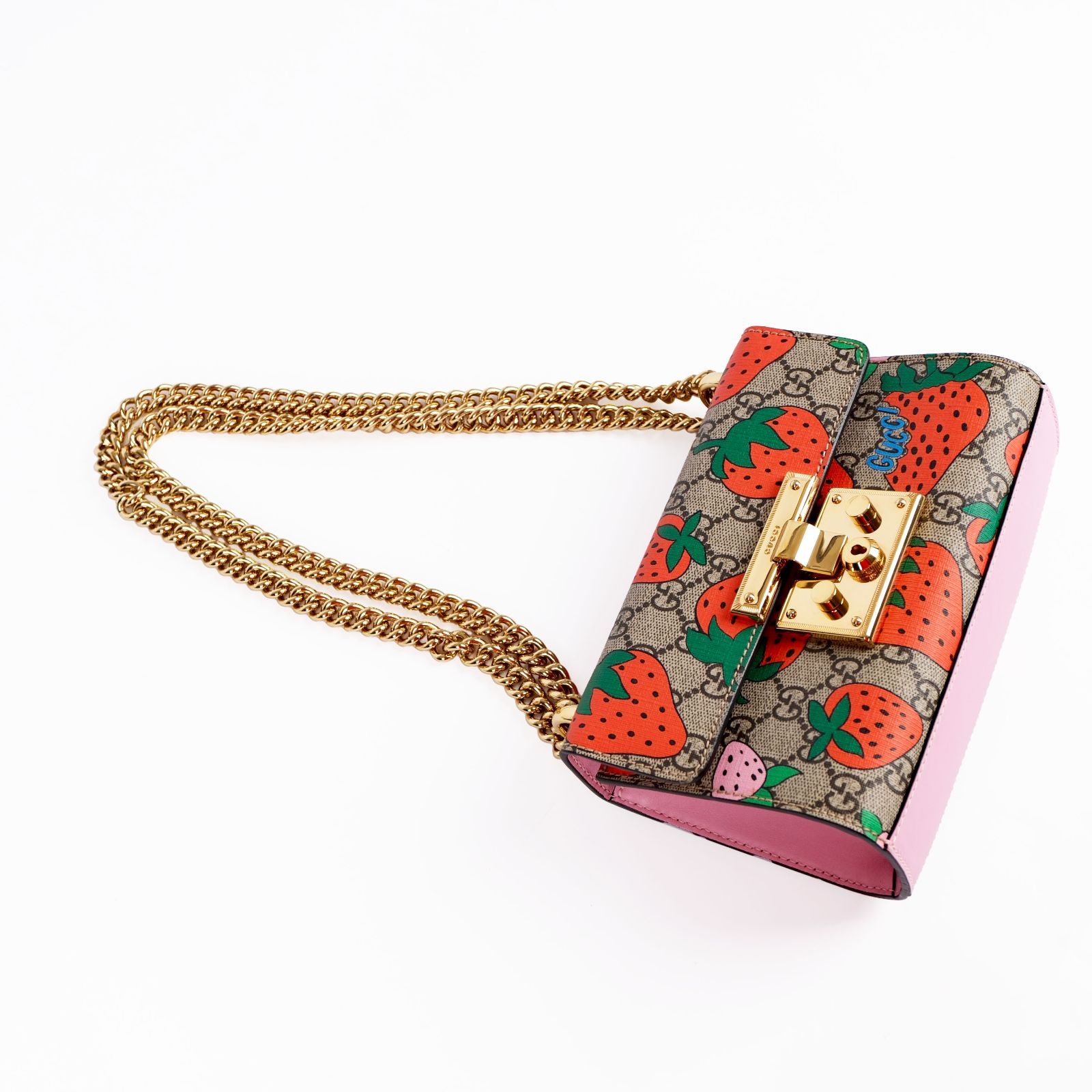 GUCCI グッチ GG ポーチ ストロベリー いちご GUCCI GG いちご