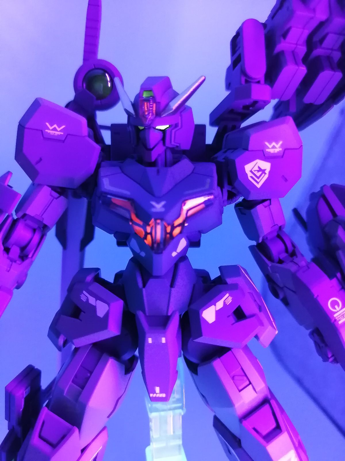 HG ガンプラ　ミキシング　水星の魔女　完成品 HG 1/144 コマンドガンヴォルヴァ ガンプラ 完成品 水星の魔女