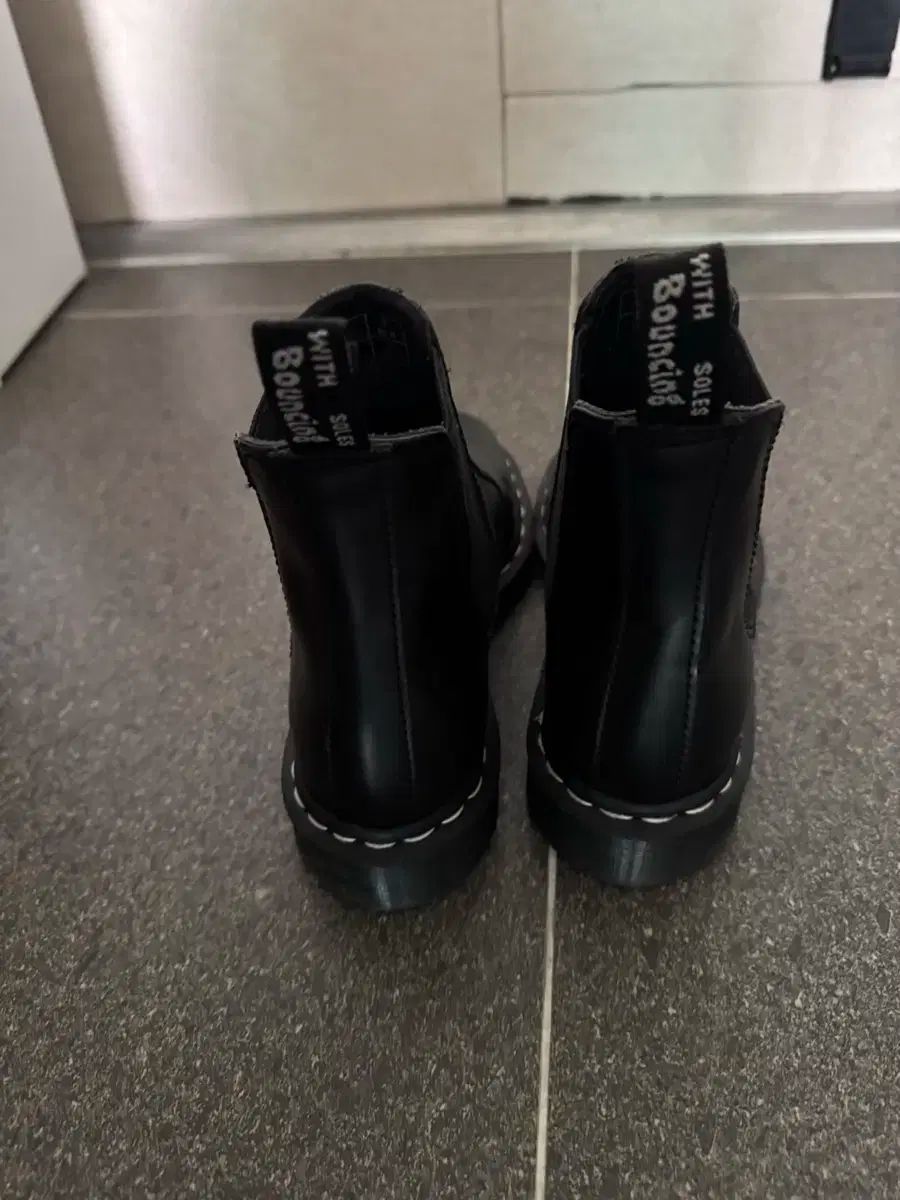 DR. MARTENS ドクターマーチン チェルシー ブーツ 黒