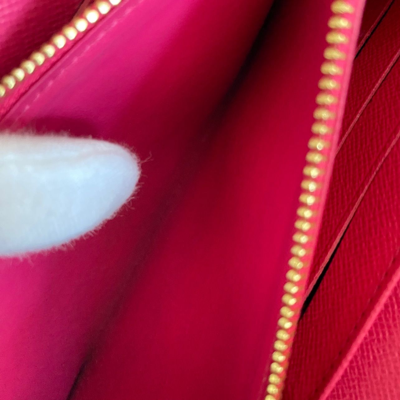 LOUIS VUITTON】ポルトフォイユ・サラ 長財布 パッチ LOUIS VUITTON】ポルトフォイユ・サラ 長財布 パッチ