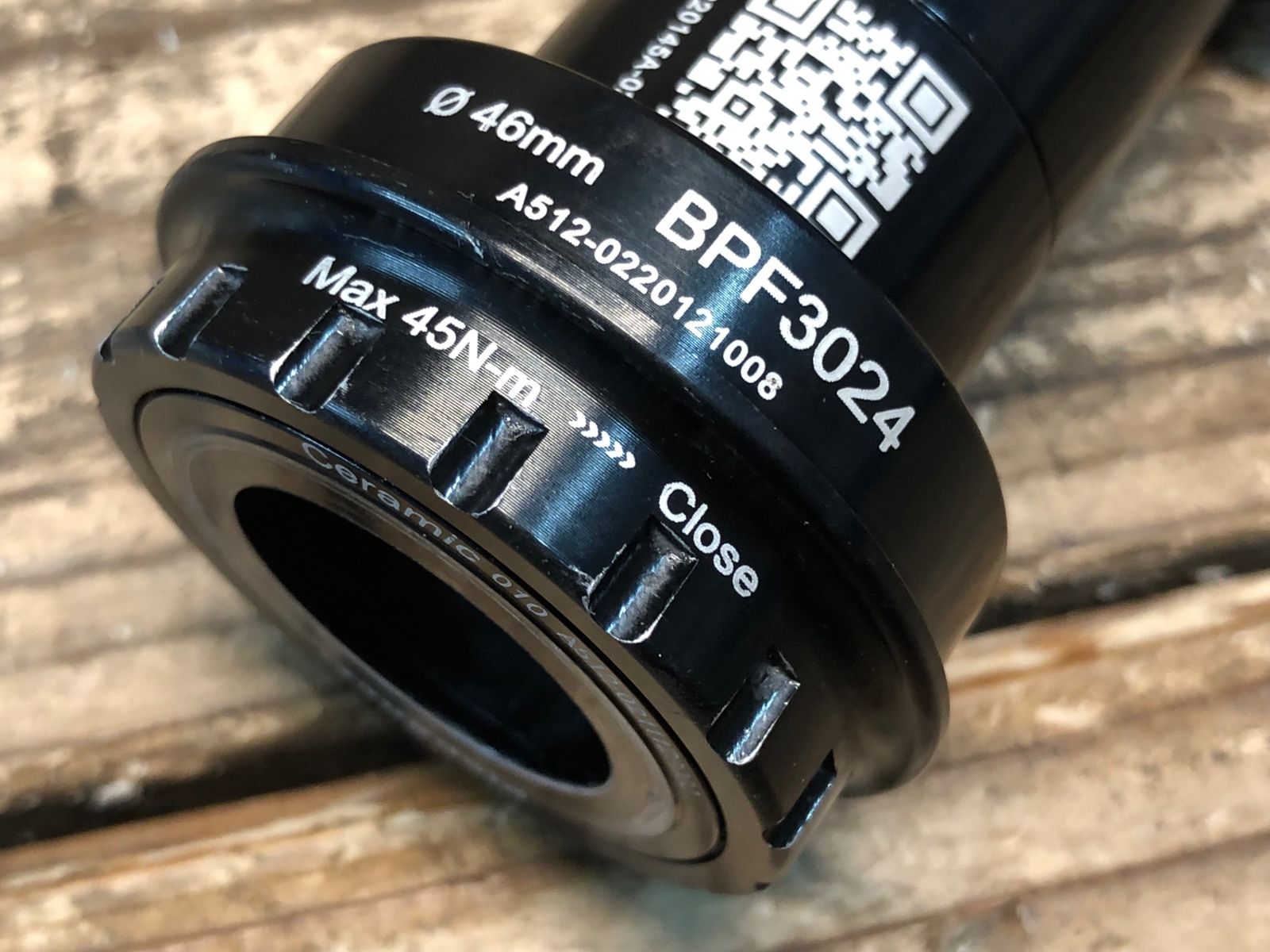 BPF3024 ボトムブラケット