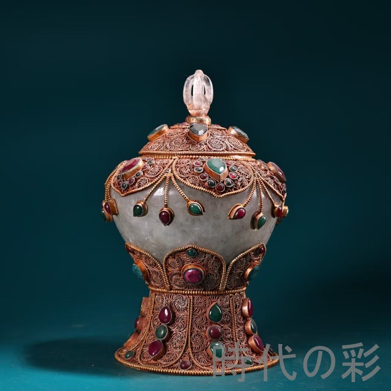 中国古美術 チベット工芸 手工 花絲 藏銀 金メッキ 宝石 水晶 舎利罐 八宝罐 骨董品 古玩 細工 古賞物 置物 時代物 収集 古美味 旧家蔵出 R07100328