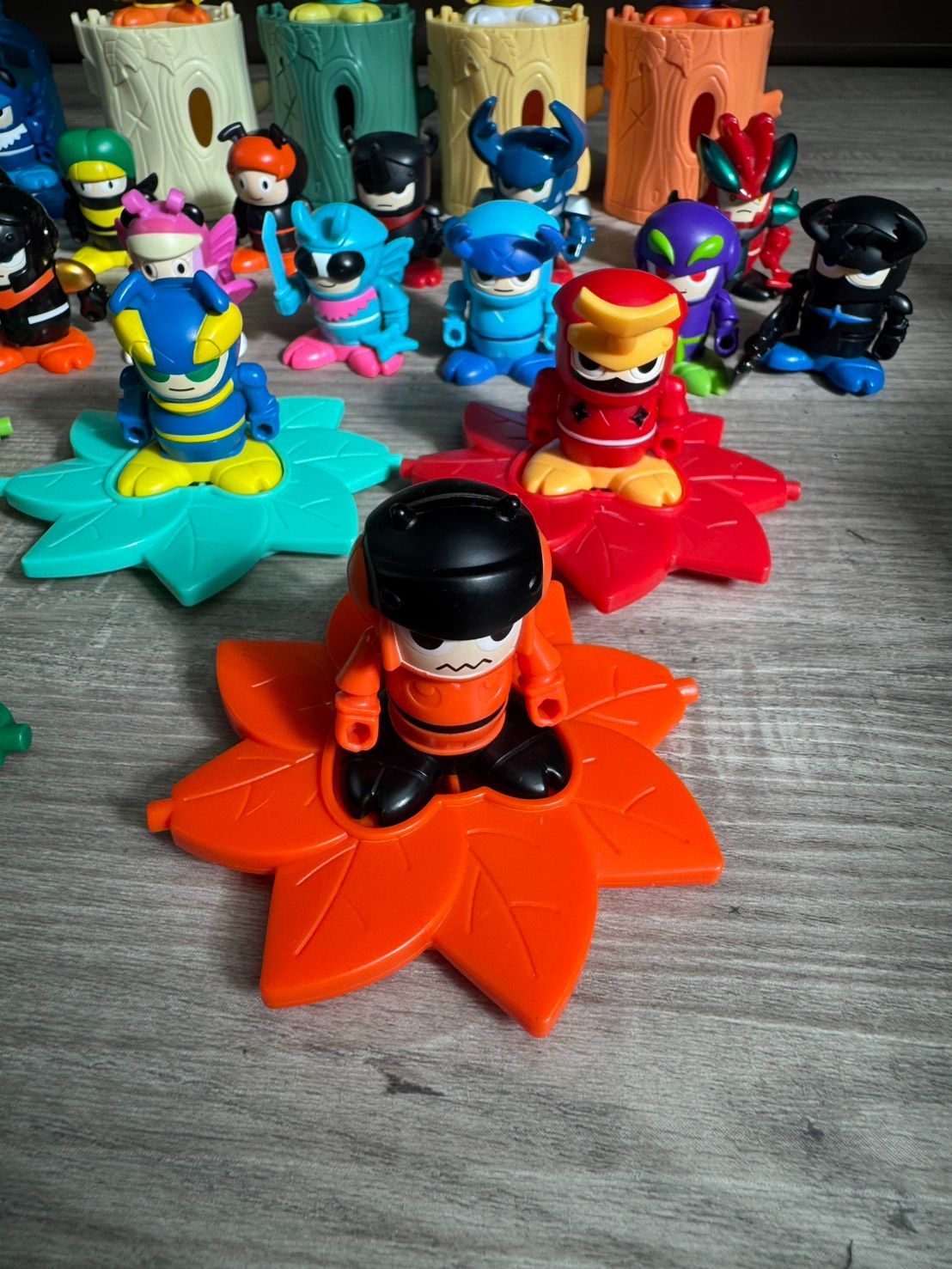 ムシ忍フィギュア ムシニンフィギュア まとめ売り セット販売 バンダイ