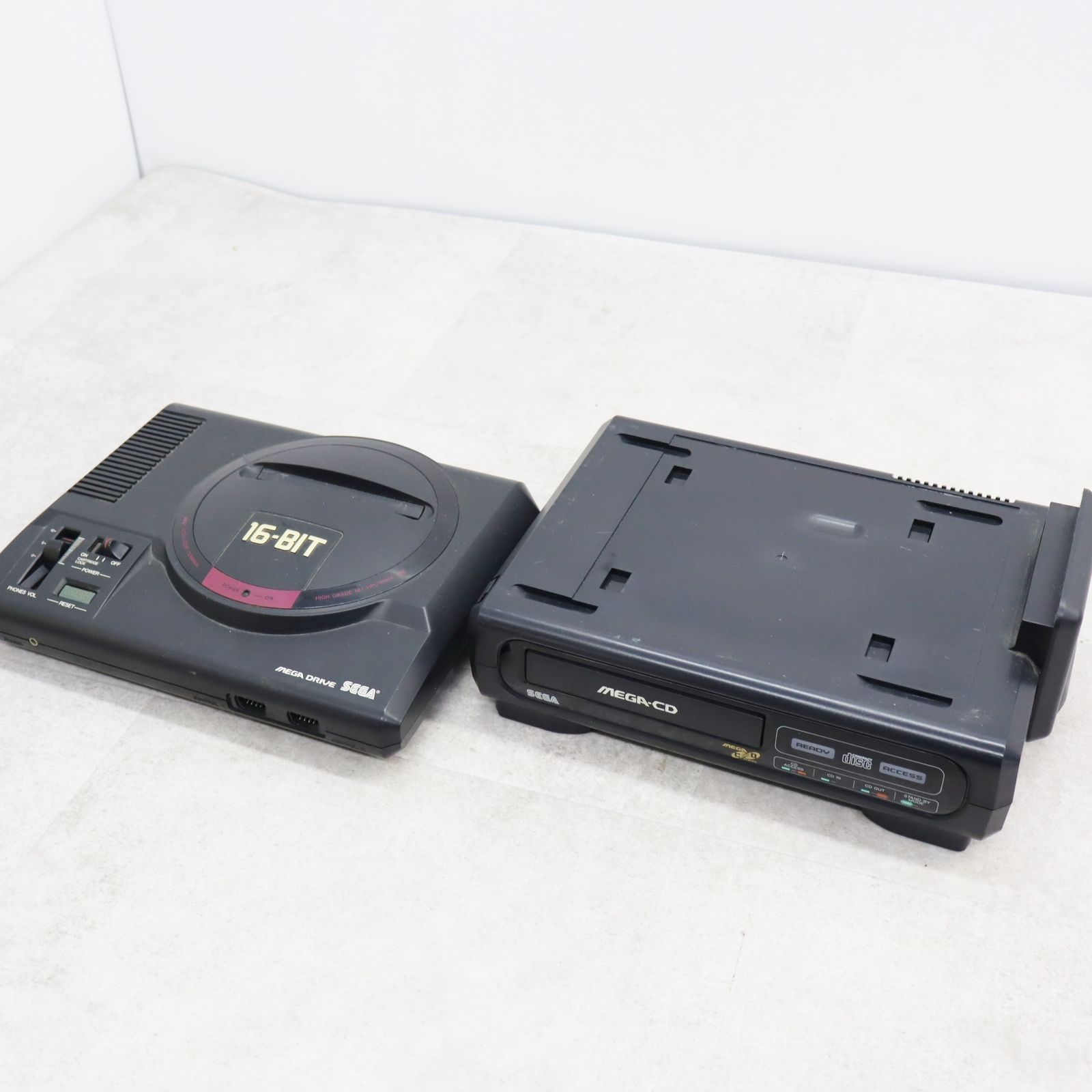 SEGA MEGA CD HAA-2910 メガ CD メガドライブ 本体
