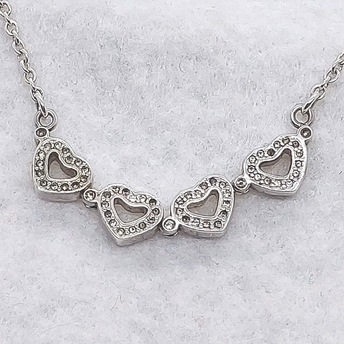 Folli Follie シルバー　ネックレス　クローバー　ハート ヴィンテージ Folli Follie フォリフォリ ネックレス クローバー ハート