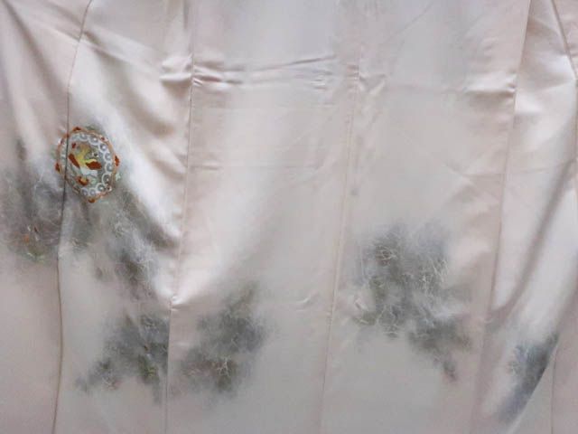 一輝堂】リサイクル着物 付下げ 刺繍 金糸 花 鳳凰文 正絹 身丈