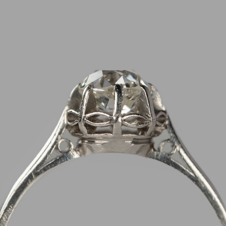 0.7ct オールドヨーロピアンカットのプラチナソリテールリング