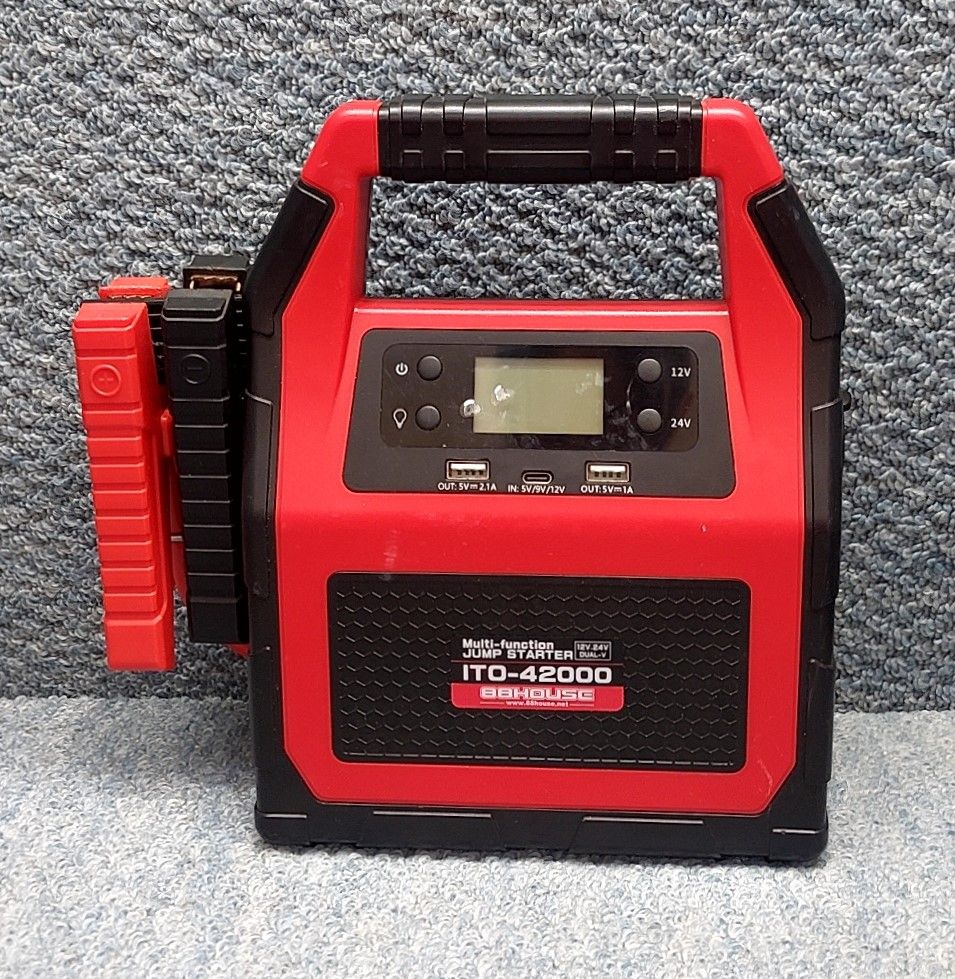 ☆ ハチハチハウス マルチファンクション ジャンプスターター中古 ブースターケーブルおまけ ITO-42000 PRO仕様 12/24V対応 -  メルカリ