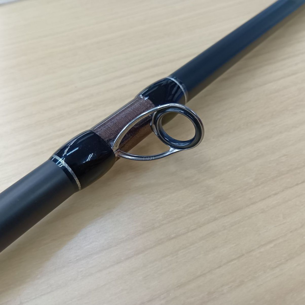 デプス ヒュージカスタム LTS-752XX アカメモデル（未使用新品）deps Amazon | デプス ヒュージカスタム LTS-752XX 2ピースロッド deps