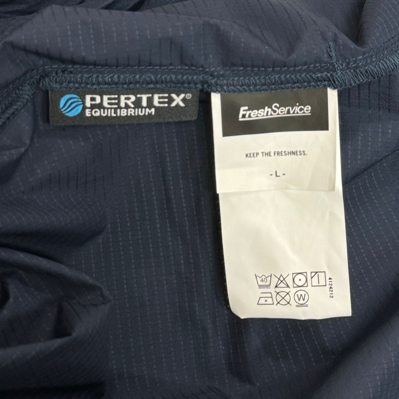 定価30800円 新品 FreshService 23AW PERTEX EQUILIBRIUM HOODED SHELL 