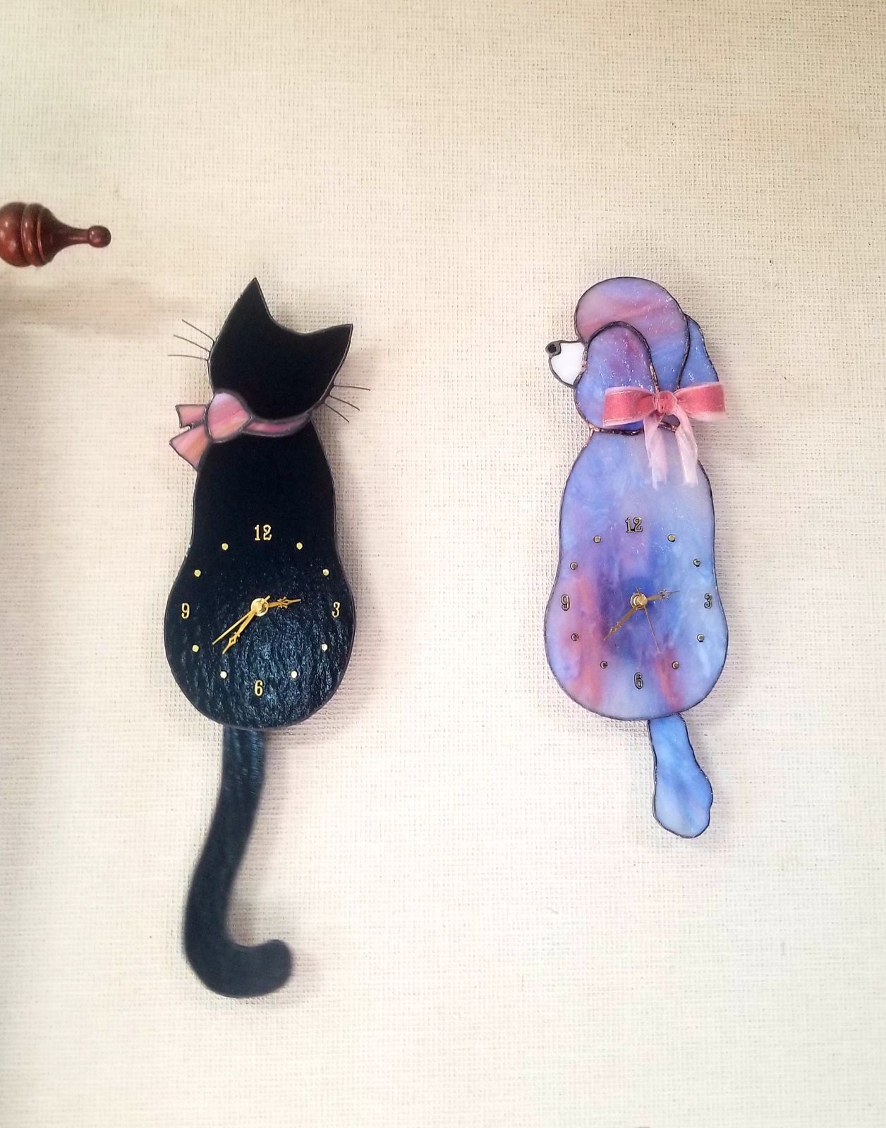 商売繁盛モチーフステンドグラス黒猫のしっぽ振り時計