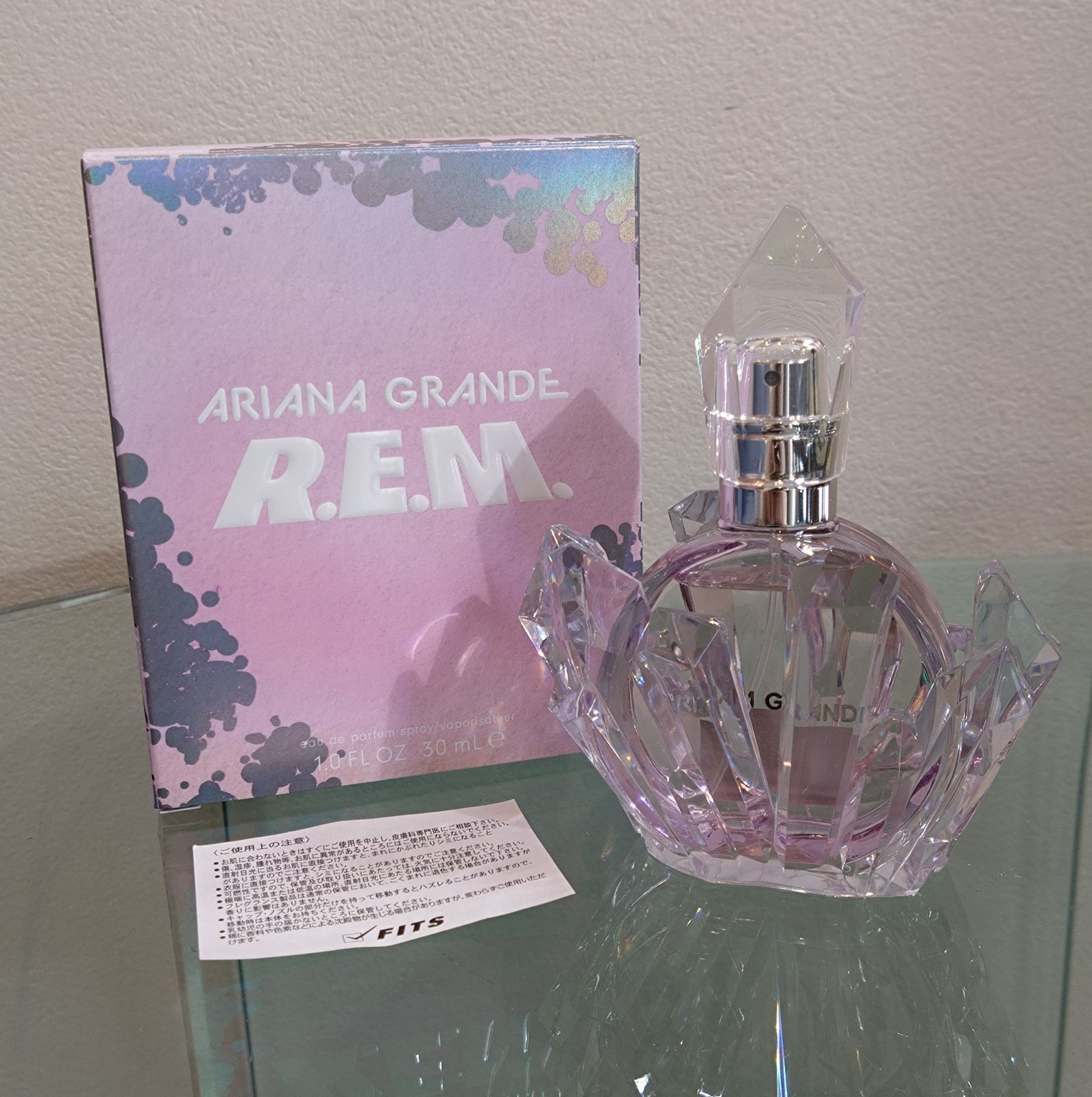 748 新品未使用！ アリアナ グランデ R.E.M. オードパルファム 30ml 香水