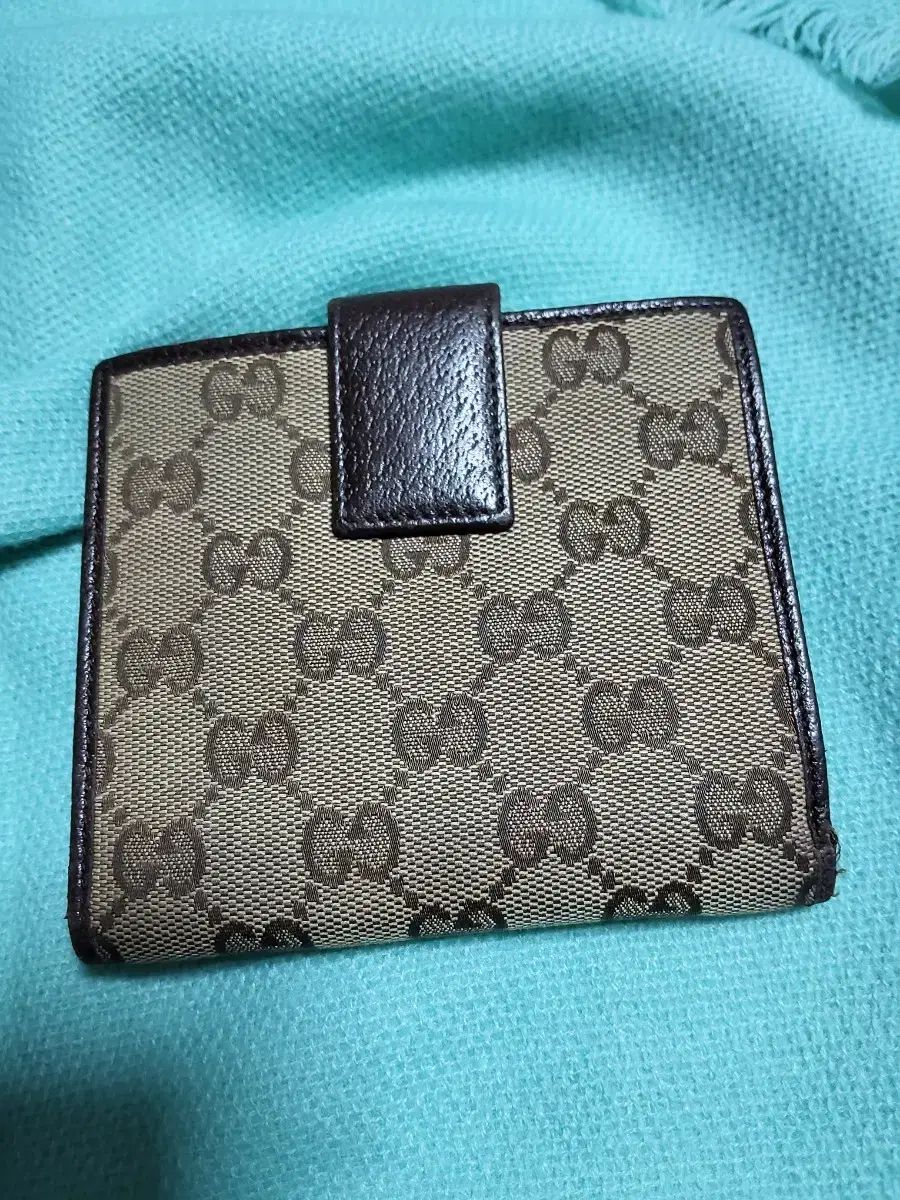 GUCCI グッチ GG パータン 二つ折り財布