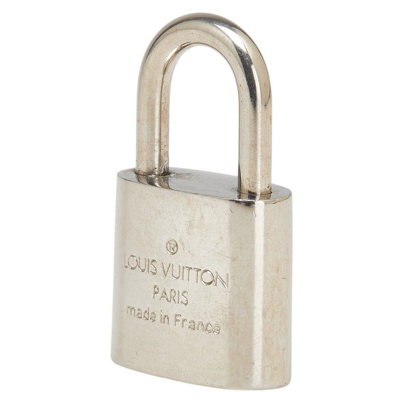 VUITTON ルイヴィトン カデナキーカフス シルバー925 ケース付 VUITTON ルイヴィトン カデナキーカフス シルバー925 ケース付