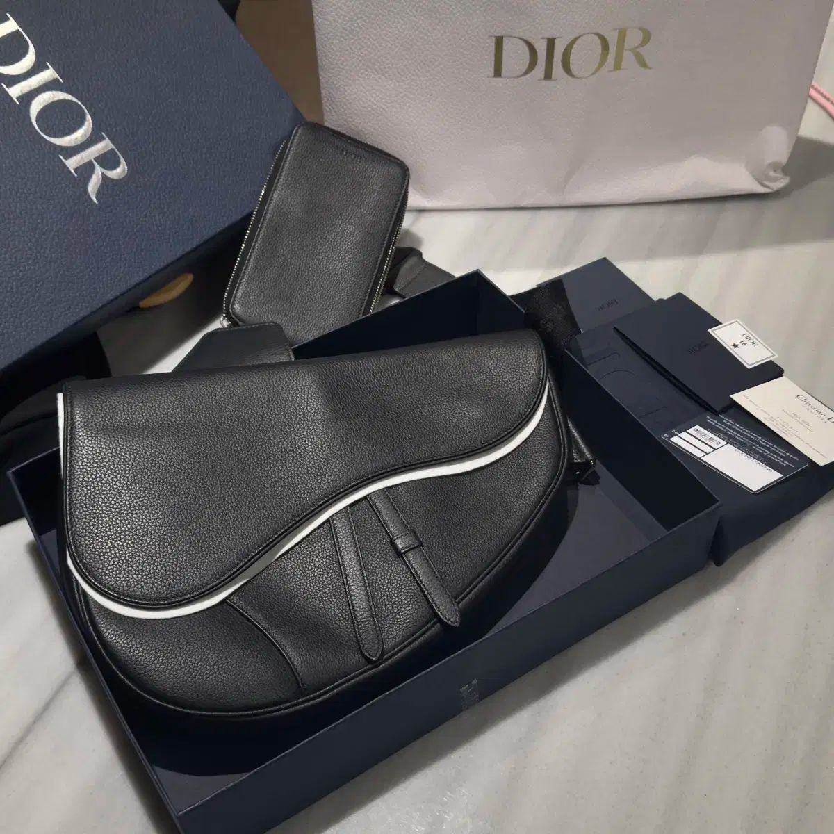Christian Dior ディオール カーフレザーハンドバッグ ターンロック