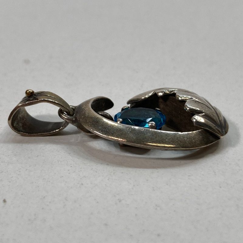 BIG HAND ビックハンド 3Dトップ ネッスレス BIG HAND ビック