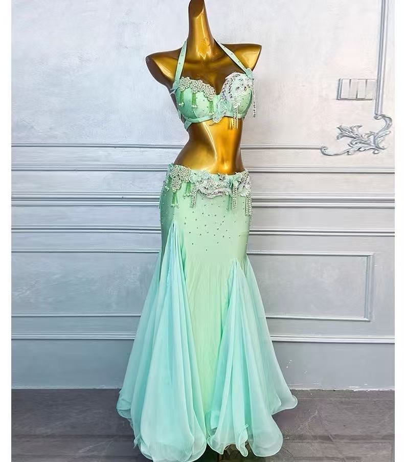 ベリーダンス衣装 ブラスカートセットアップ 豪華衣装 オーダーメイド キラキラ トッ ブラスカート 練習 セットアップ 衣装セット 上下セット 装飾キラキラ オリエンタルベリーダンス服 ビーズスパンコール ミントグリーン