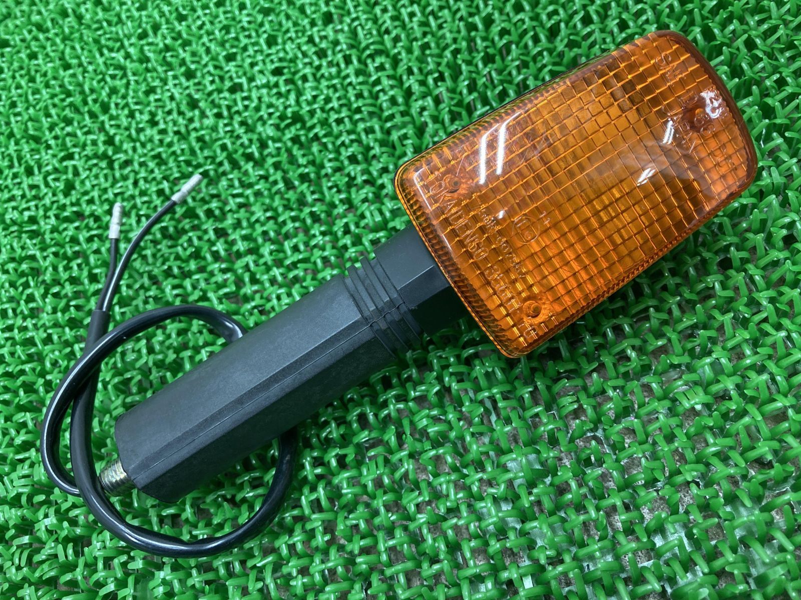 GSX400インパルス リアウインカー 片側 35601-70 在庫有 即納 スズキ 純正 新品 バイク 部品 未使用品 GK79A 割れ欠け無し 修復素材に 車検 Genuine:22201230
